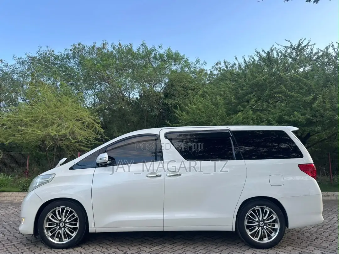 Toyota Alphard 2009 White