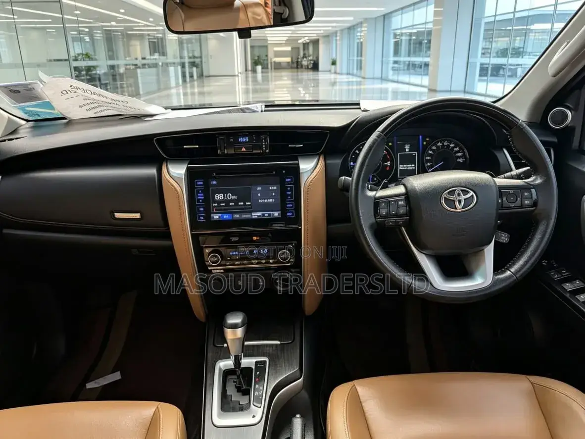 Toyota Fortuner 2017 Black