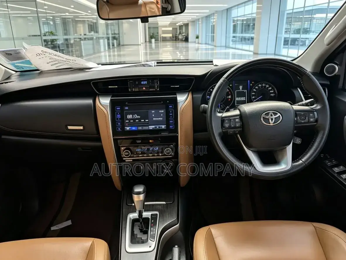 Toyota Fortuner 2017 Black