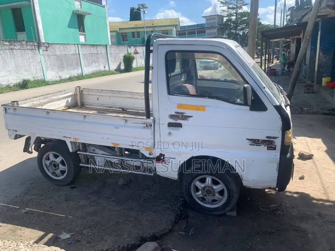 Suzuki Carry Nzuri Sanaa Safari Popote, Bei Chee
