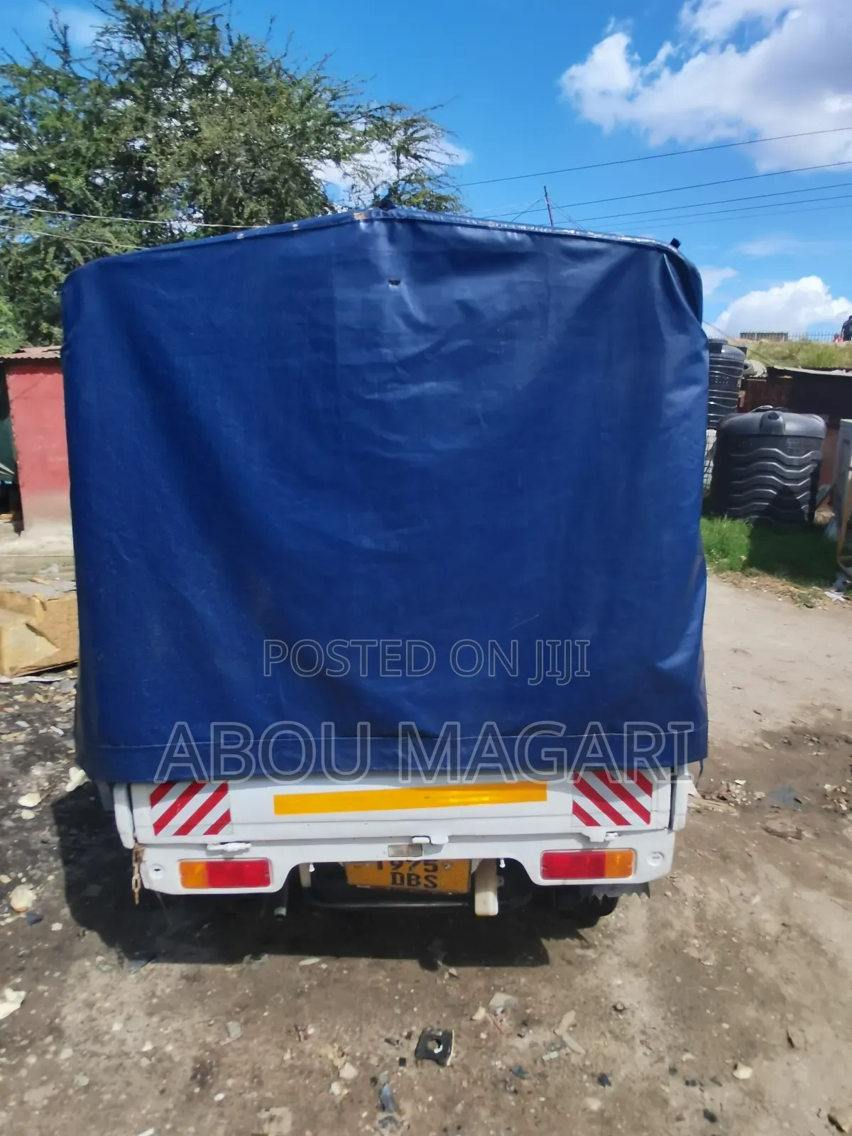 Suzuki Carry 2000 White