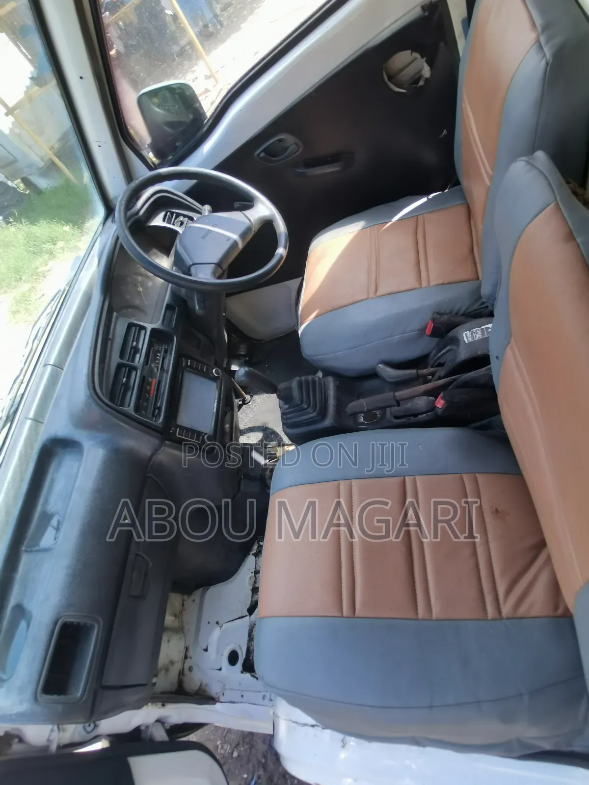 Suzuki Carry 2000 White