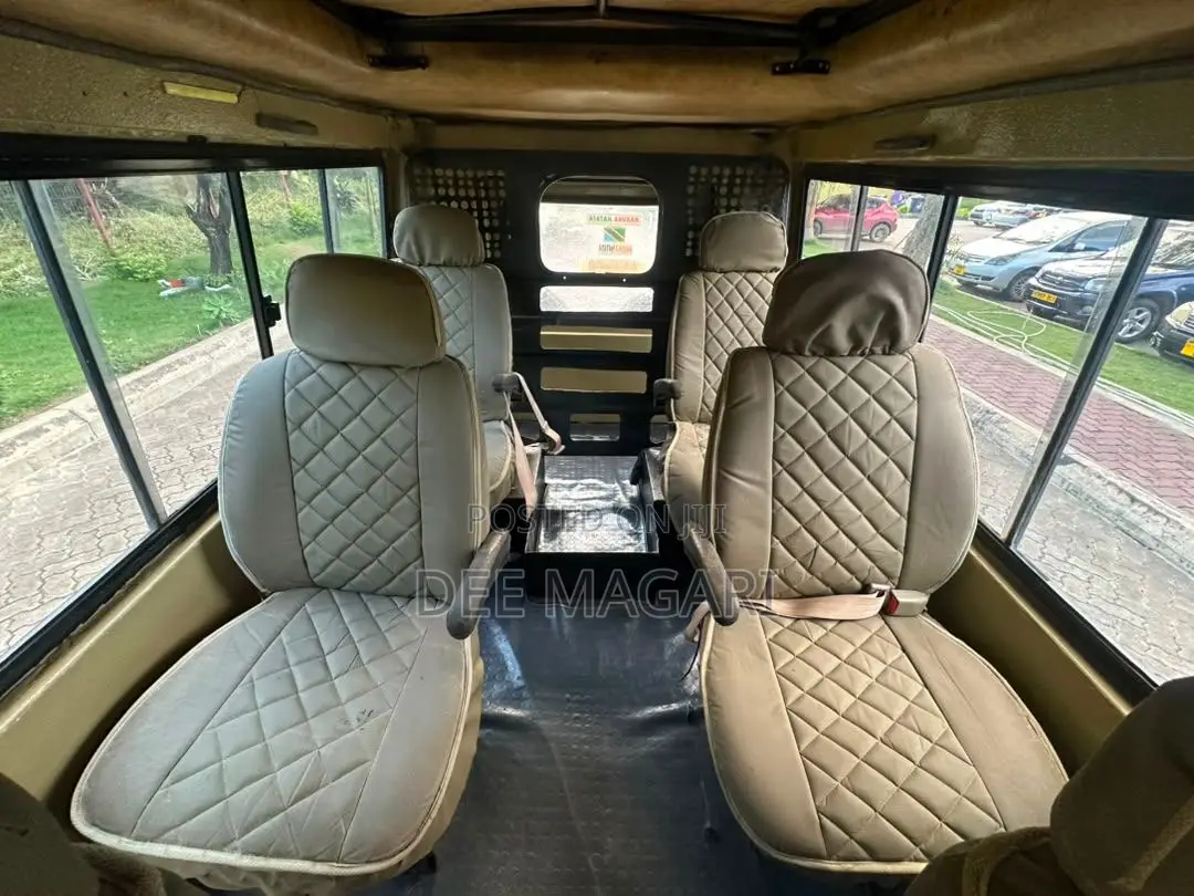 Toyota Land Cruiser 2006 Beige