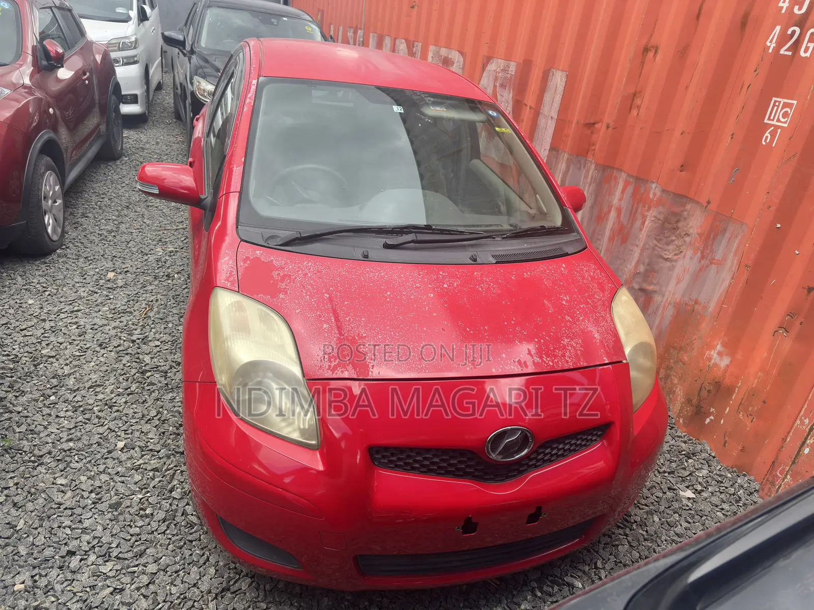 Toyota Vitz 1.0 FWD 3dr 2009 Red