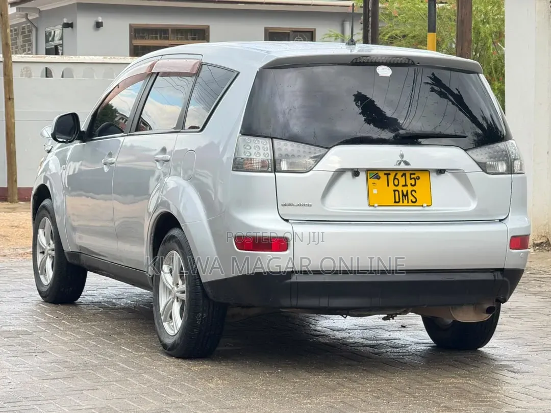 Mitsubishi Outlander 2007 Silver