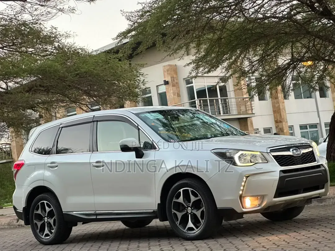 Subaru Forester 2014 White