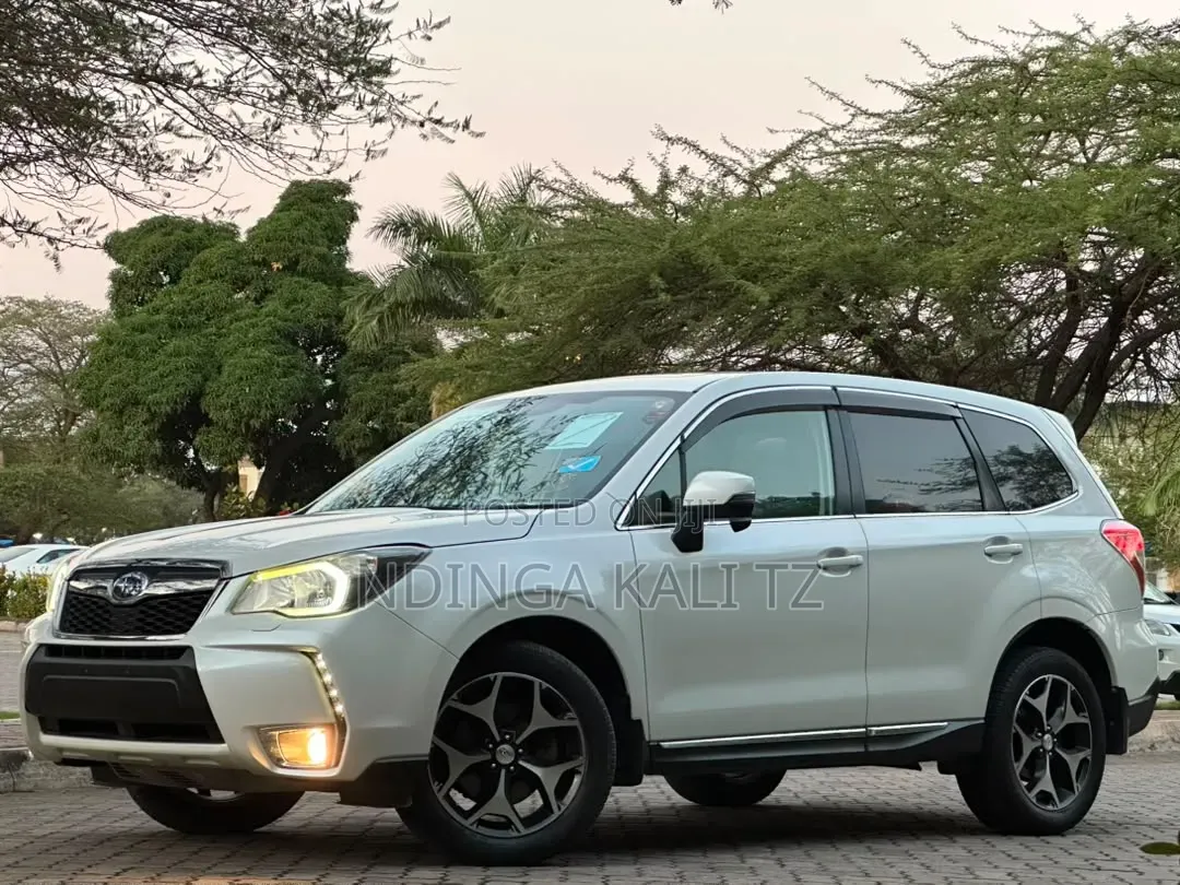Subaru Forester 2014 White