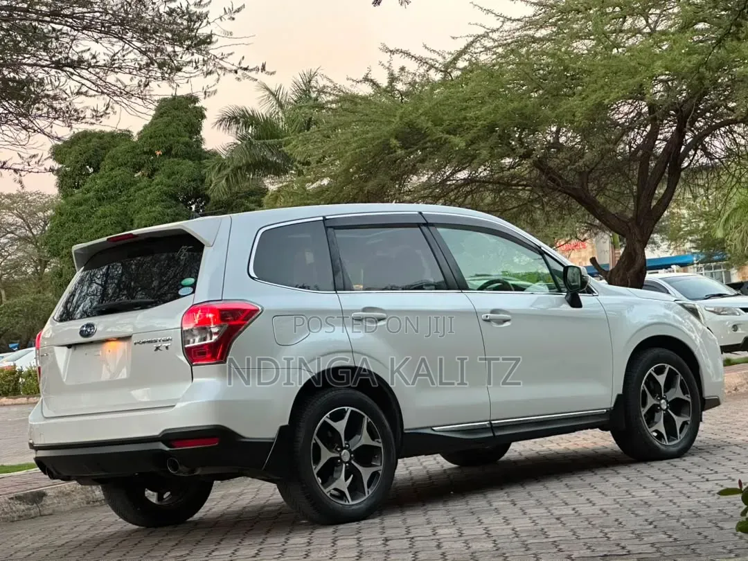 Subaru Forester 2014 White