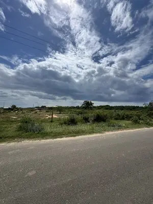Plot for Sale Bahari Beach