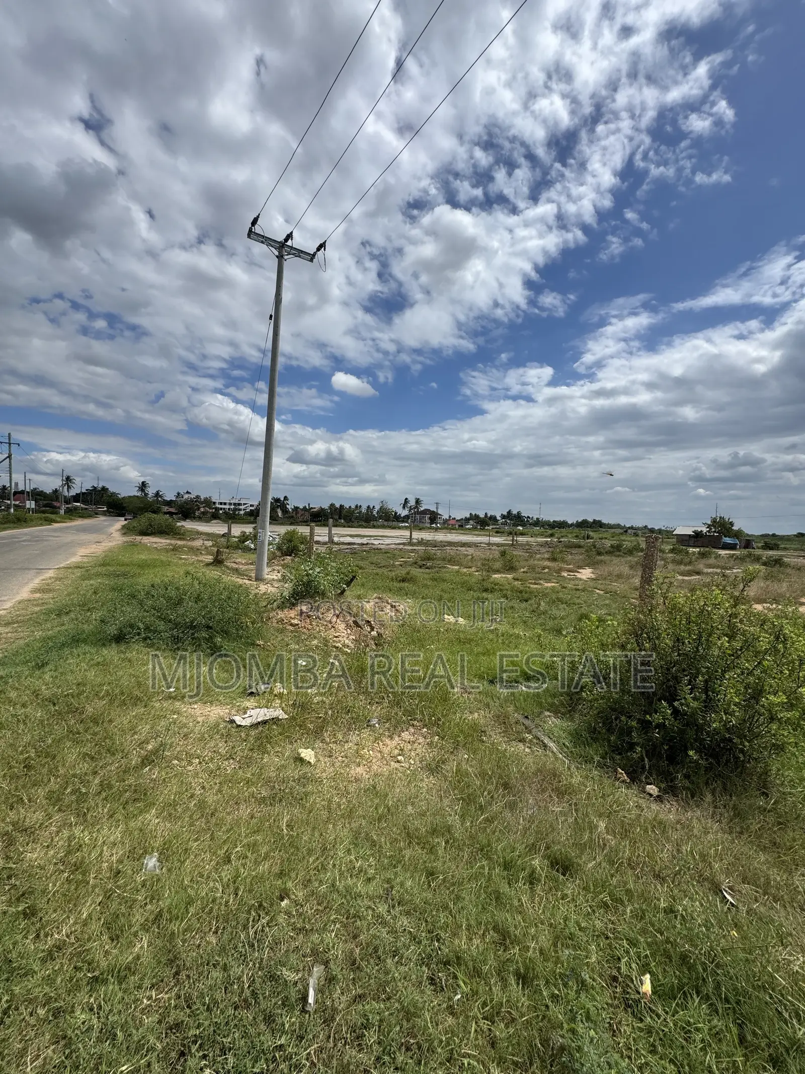 Plot for Sale Bahari Beach
