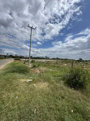 Plot for Sale Bahari Beach