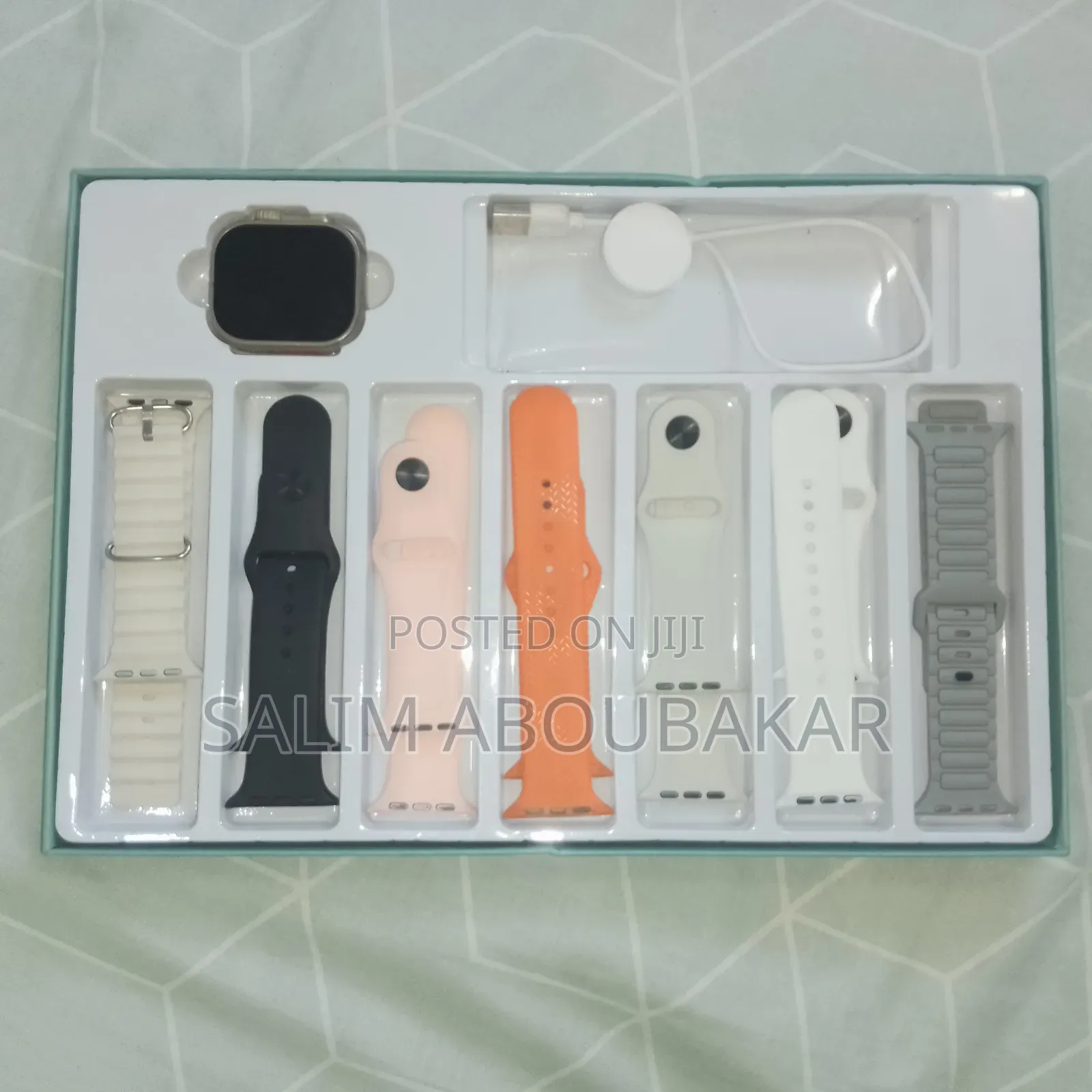 Used Smart Watch Sj-22 + 7 Straps -Condition 9/10