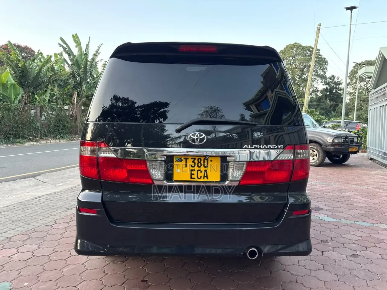 Toyota Alphard 2004 Black