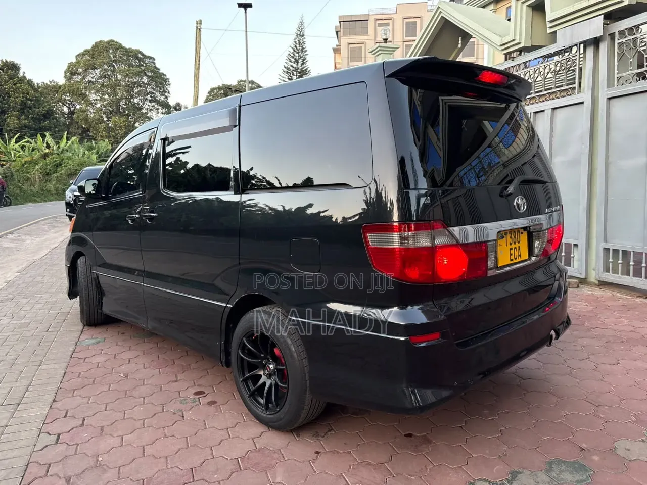 Toyota Alphard 2004 Black