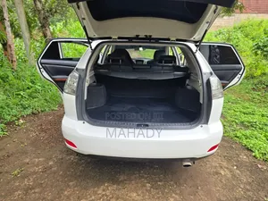 Toyota Harrier 2007 White