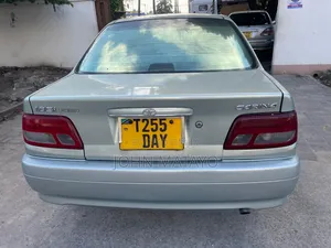 Toyota Carina 2001 Silver