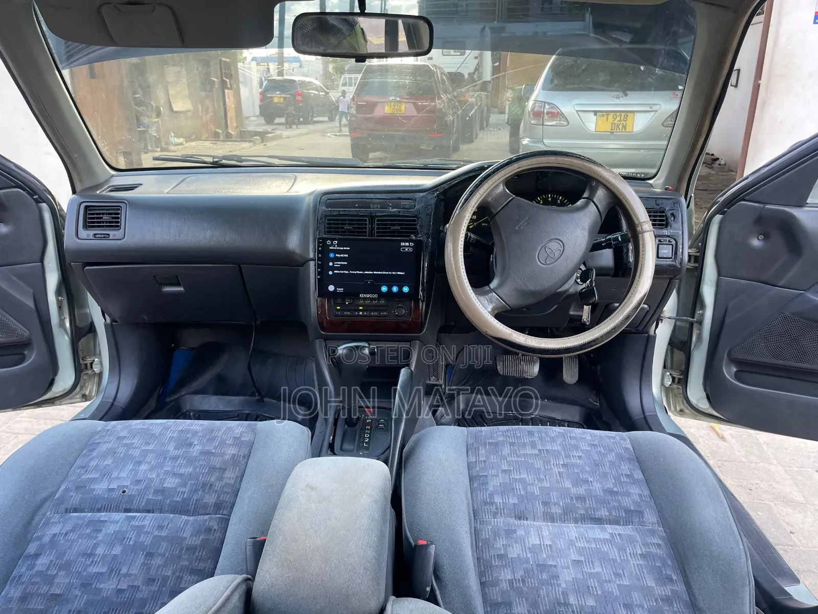 Toyota Carina 2001 Silver