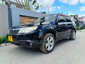 Subaru Forester 2011 Black