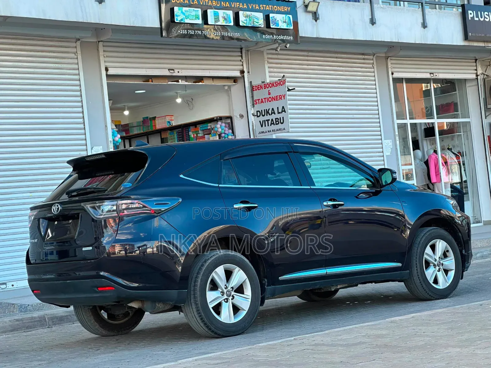 Toyota Harrier 2017 Black