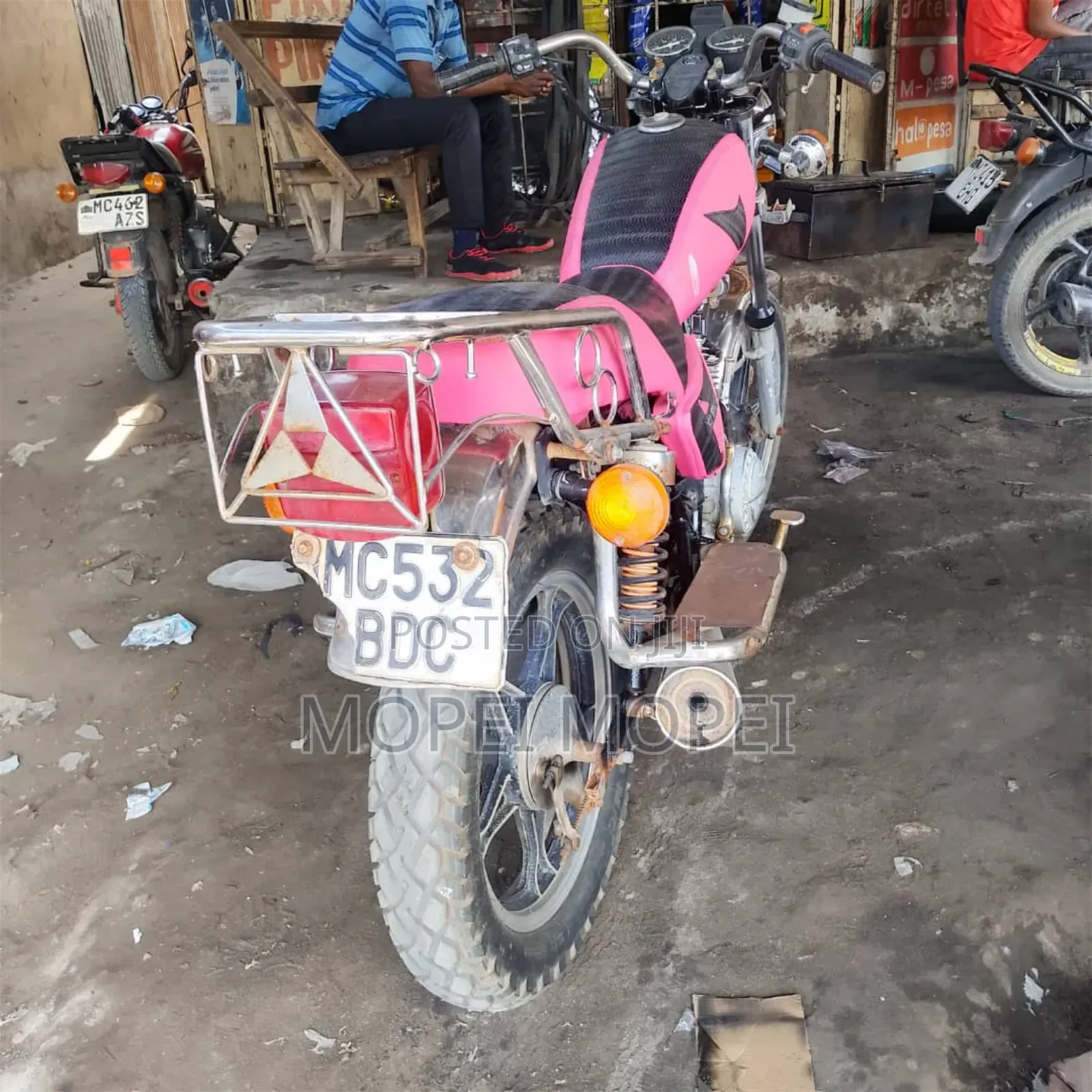 Hyosung 2021 Red