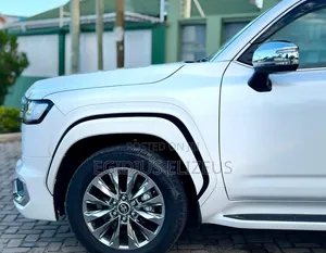 New Toyota Land Cruiser 2025 White