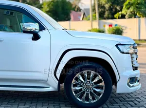New Toyota Land Cruiser 2025 White