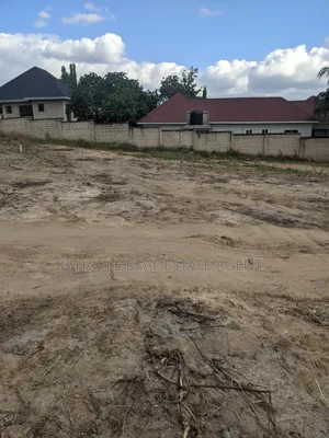 Kiwanja Kinauzwa Madale