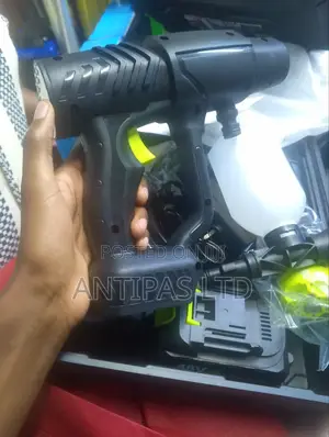 Pressure Washer