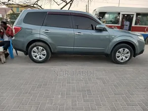 Subaru Forester 2.0D X 2009 Gray