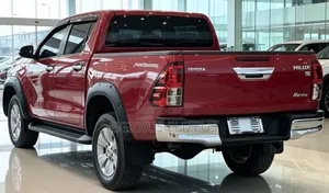 Toyota Hilux 2018 Red