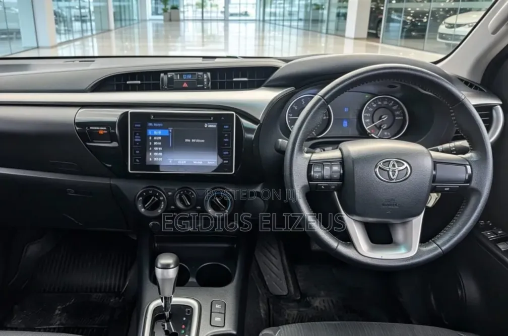 Toyota Hilux 2018 Red