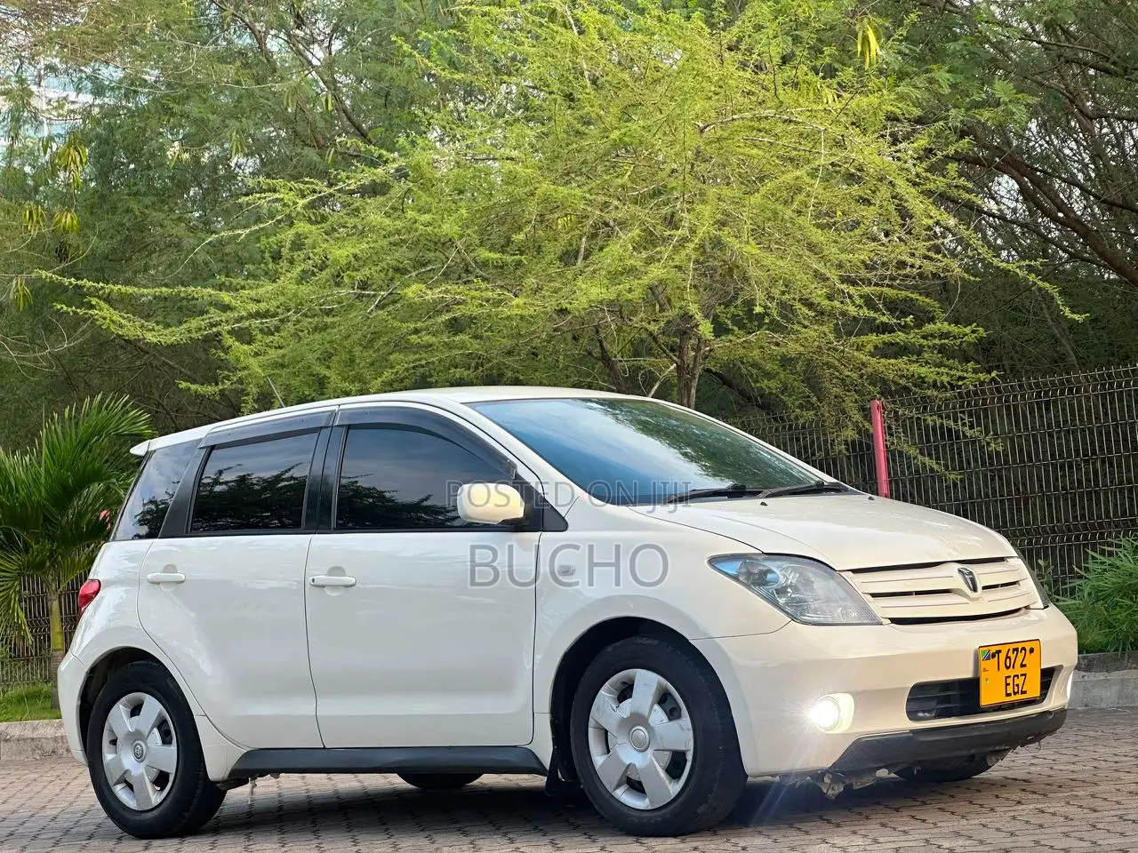 Toyota IST 2004 White