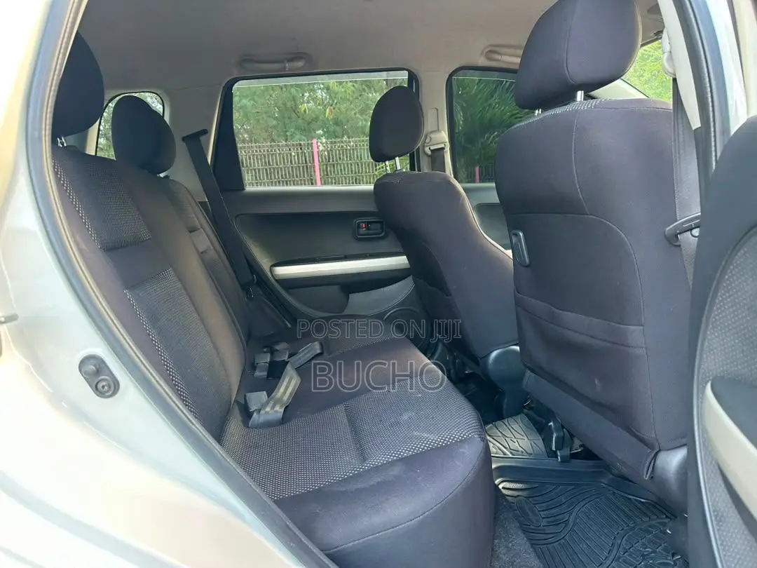 Toyota IST 2004 White