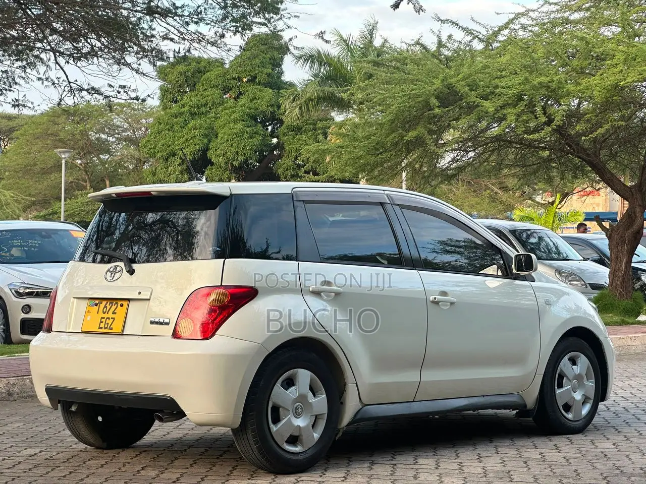 Toyota IST 2004 White