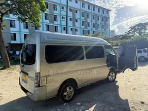 Nissan Caravan (Urvan) 2007 Silver