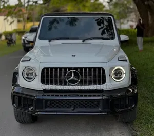Mercedes-Benz G-Class 2021 White