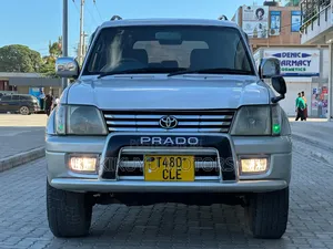 Toyota Land Cruiser Prado 2001 White