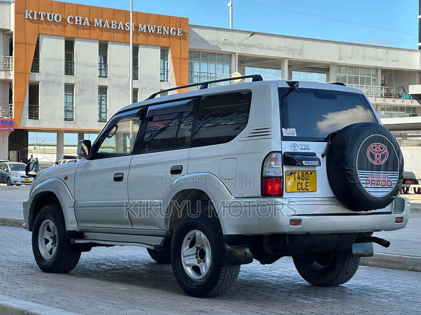 Toyota Land Cruiser Prado 2001 White