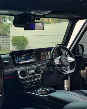 Mercedes-Benz G-Class 2021 White