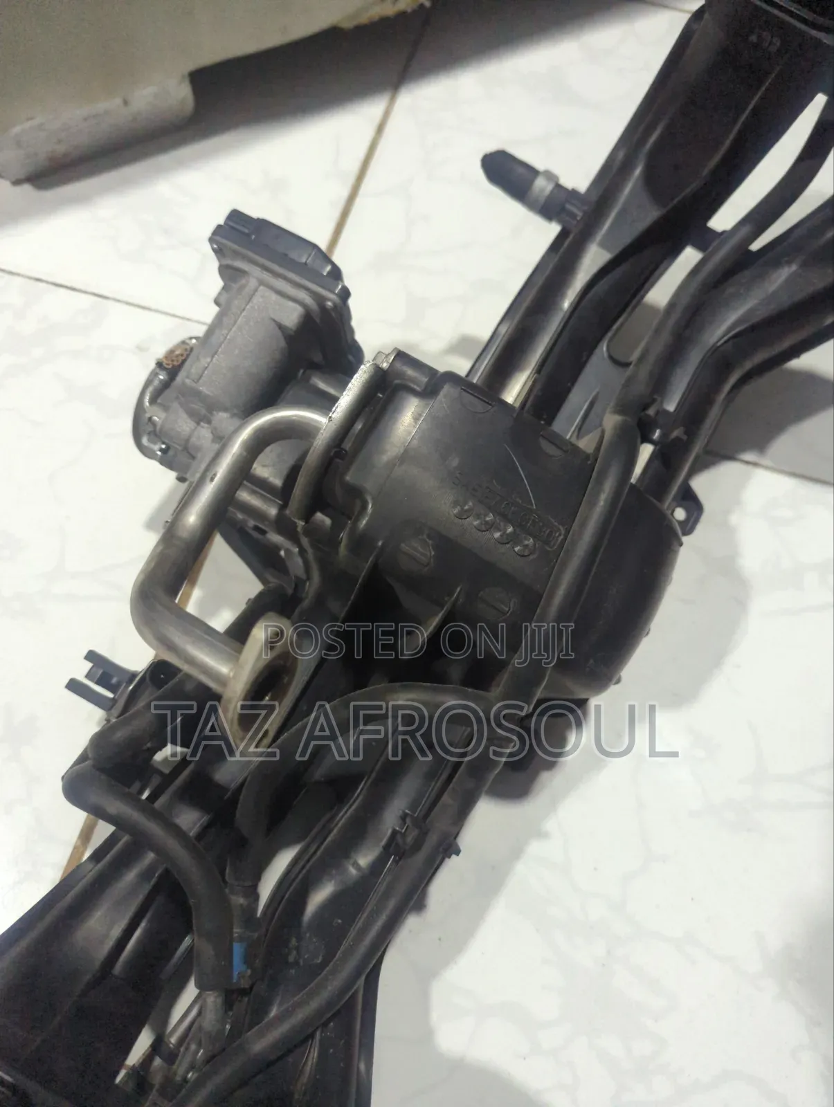 Subaru Forester Sj5 Intake Manifold + Throttle Body