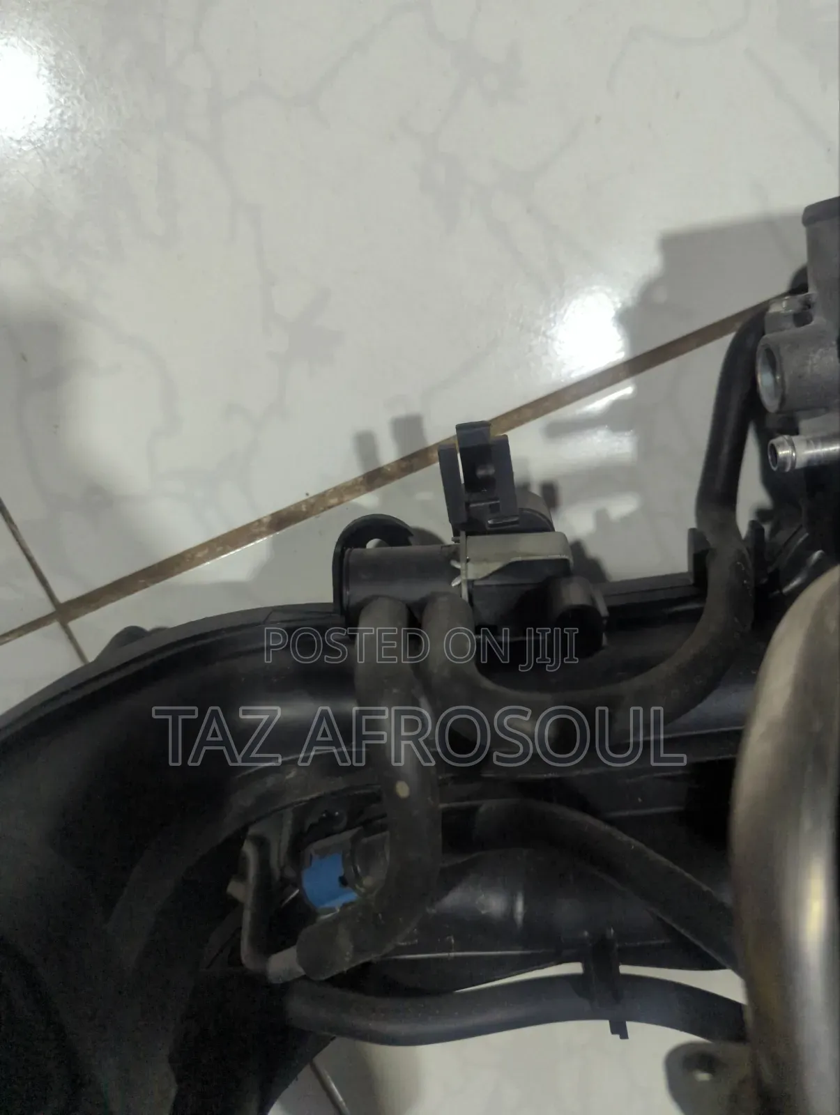 Subaru Forester Sj5 Intake Manifold + Throttle Body