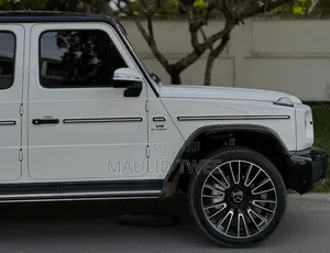 Mercedes-Benz G-Class 2021 White