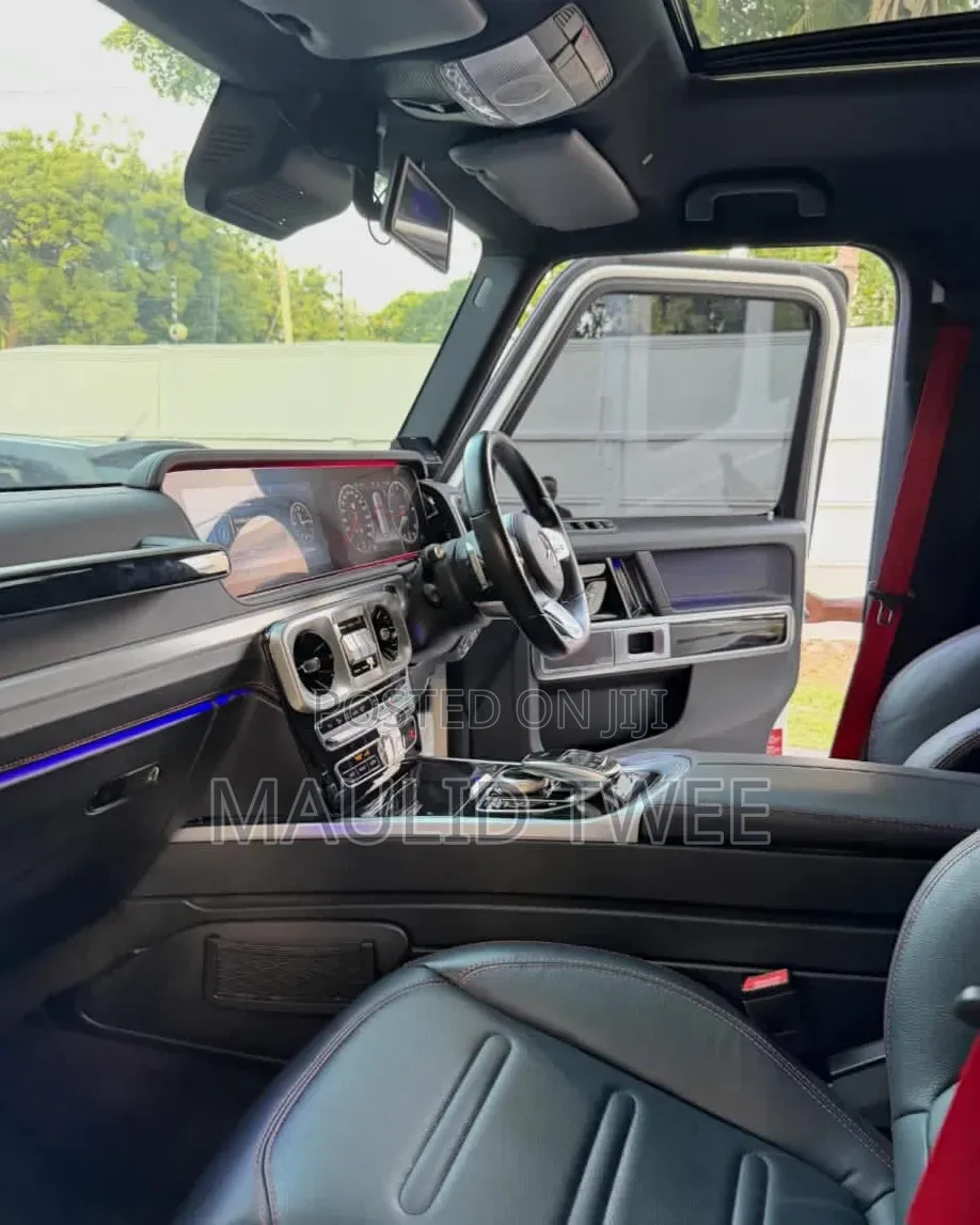 Mercedes-Benz G-Class 2021 White