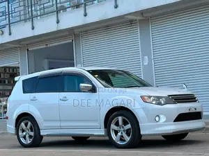 Mitsubishi Outlander 2007 White