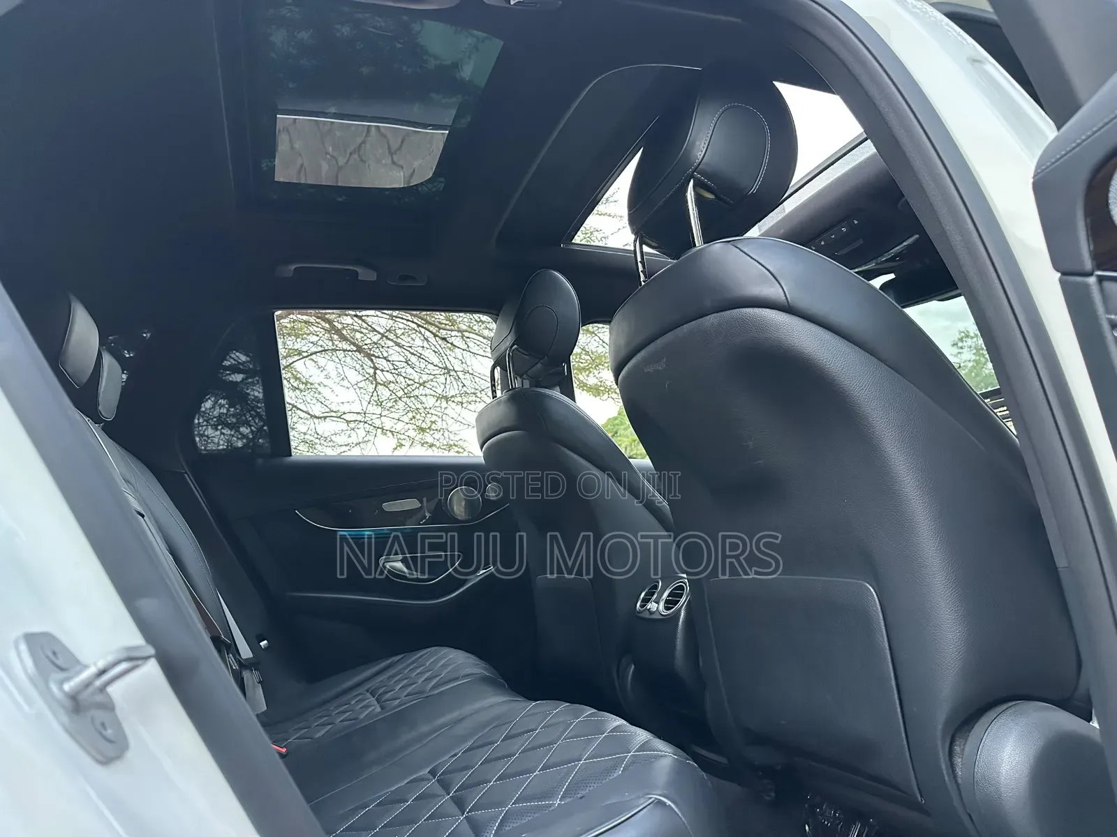 Mercedes-Benz C-Class 2014 Red