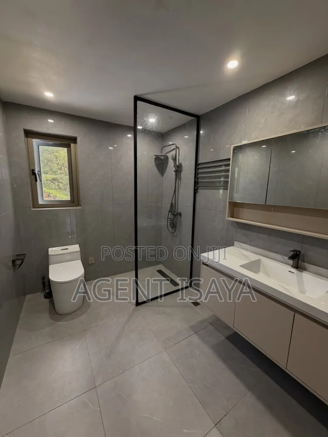 3bdrm Apartment in Oyster Bay for rent