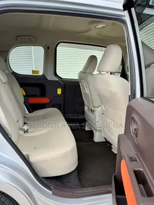 Toyota Porte 2012 Silver