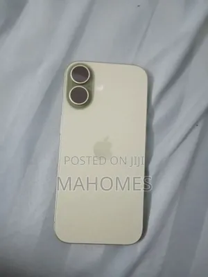 New Apple iPhone 17 256 GB Beige