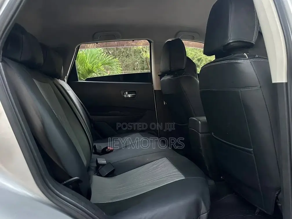 Nissan Dualis 2010 Silver