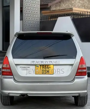 Subaru Forester 2005 Silver